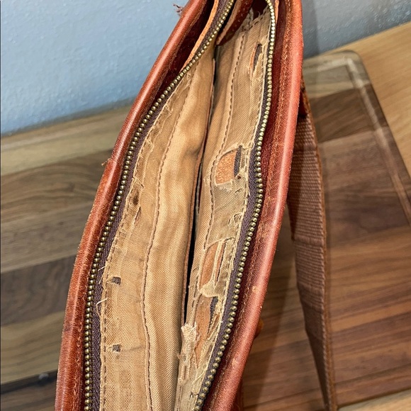 Vintage Crossbody Bag Leather Messenger  Zip Close Adjustable Strap Saddle Bag - Picture 9 of 16